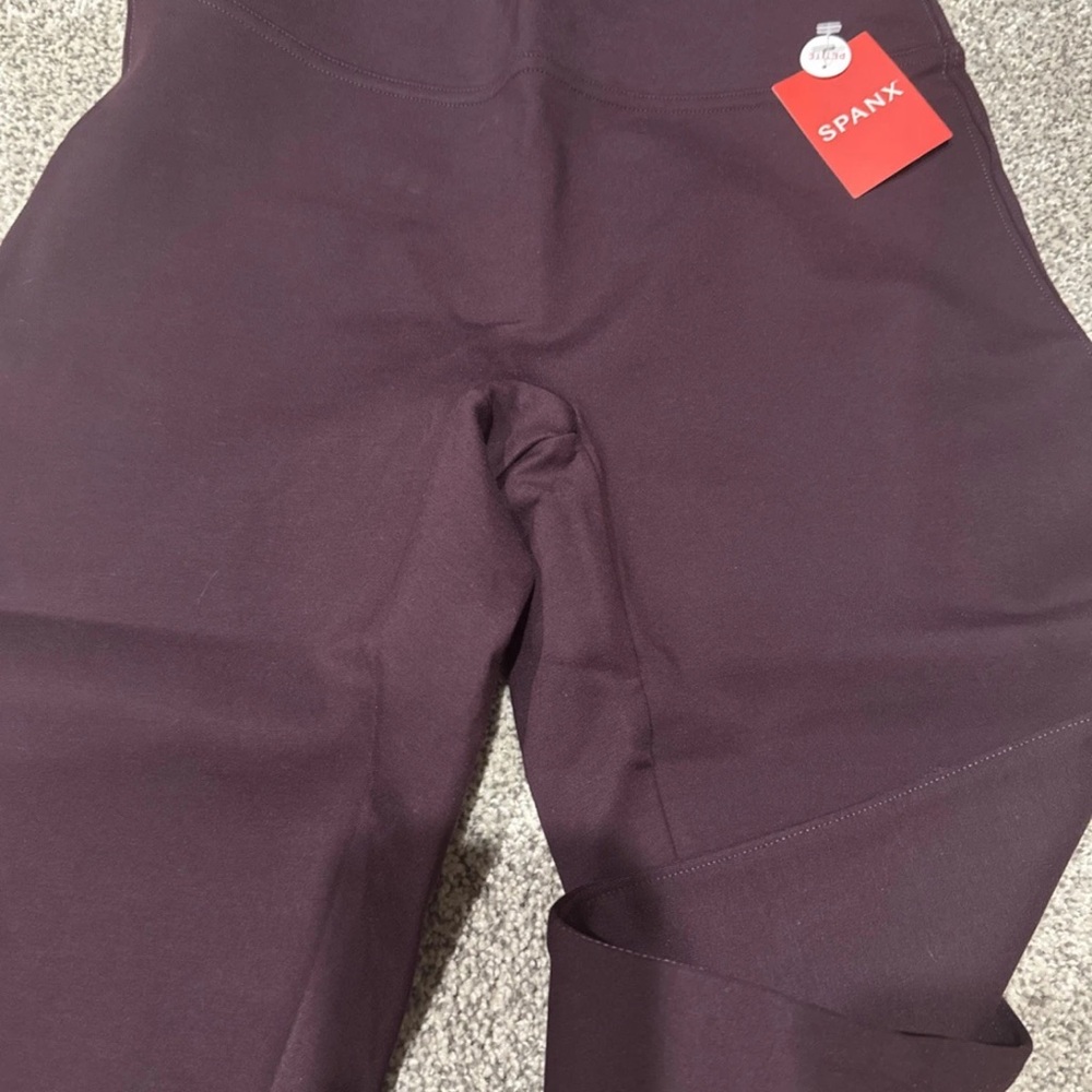 Spanx Leggings NWT! Size small petite!